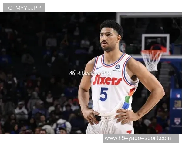 格莱姆斯重返76人签约一年870万资质报价引发关注